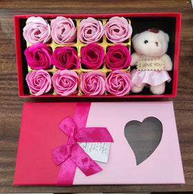 12pcs Soap Roses in a Box with mini bear