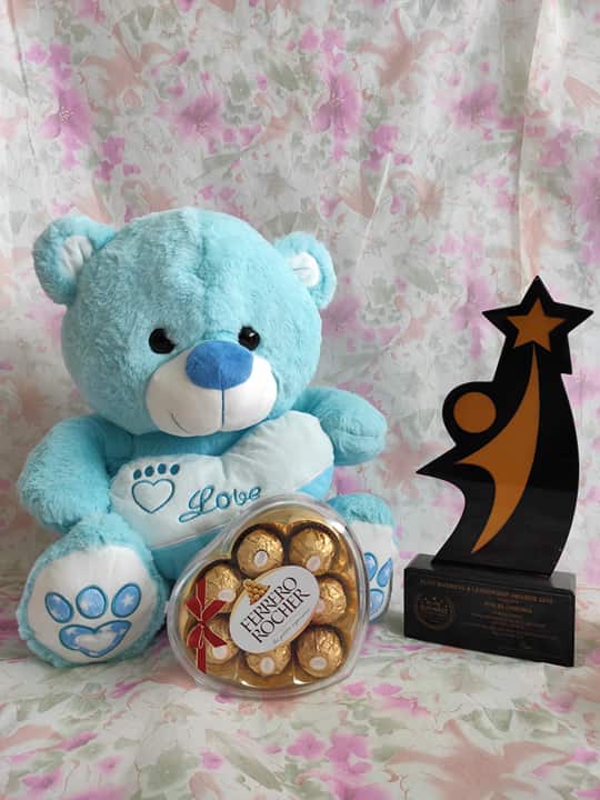 Philblossoms 16inches Bear with 8pcs Ferrero Chocolates